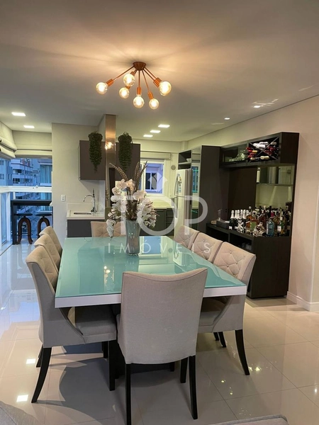 LINDO APARTAMENTO MOBILIADO NA MEIA PRAIA: 18ª foto da galeria de imagens do imóvel