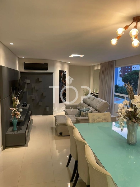 LINDO APARTAMENTO MOBILIADO NA MEIA PRAIA: 2ª foto da galeria de imagens do imóvel
