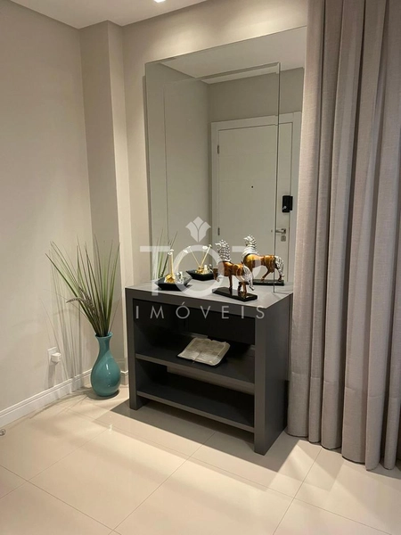 LINDO APARTAMENTO MOBILIADO NA MEIA PRAIA: 3ª foto da galeria de imagens do imóvel