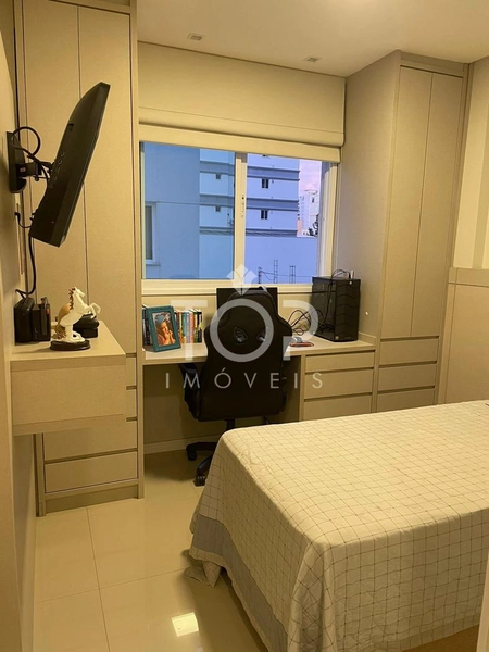 LINDO APARTAMENTO MOBILIADO NA MEIA PRAIA: 23ª foto da galeria de imagens do imóvel