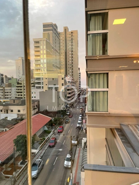 LINDO APARTAMENTO MOBILIADO NA MEIA PRAIA: 5ª foto da galeria de imagens do imóvel