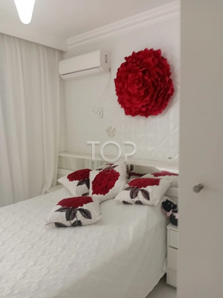 APARTAMENTO DIFERENCIADO E COM AMPLA ÁREA EXTERNA EM MEIA PRAIA: 12ª foto da galeria de imagens do imóvel