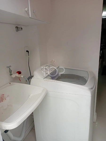 APARTAMENTO DIFERENCIADO E COM AMPLA ÁREA EXTERNA EM MEIA PRAIA: 1ª foto da galeria de imagens do imóvel