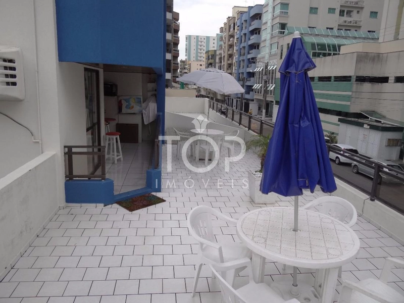 APARTAMENTO DIFERENCIADO E COM AMPLA ÁREA EXTERNA EM MEIA PRAIA: 25ª foto da galeria de imagens do imóvel