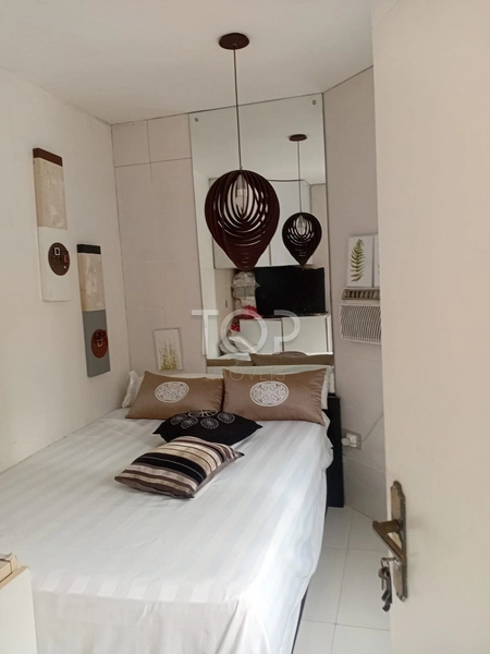 APARTAMENTO DIFERENCIADO E COM AMPLA ÁREA EXTERNA EM MEIA PRAIA: 4ª foto da galeria de imagens do imóvel