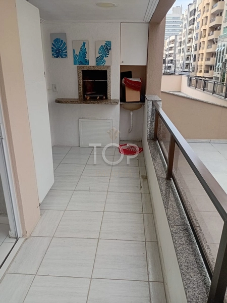 APARTAMENTO DIFERENCIADO E COM AMPLA ÁREA EXTERNA EM MEIA PRAIA: 17ª foto da galeria de imagens do imóvel