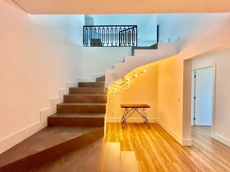 COBERTURA DUPLEX EM MEIA PRAIA ITAPEMA: 1ª foto da galeria de imagens do imóvel