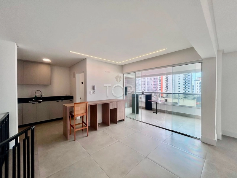 COBERTURA DUPLEX EM MEIA PRAIA ITAPEMA: 4ª foto da galeria de imagens do imóvel
