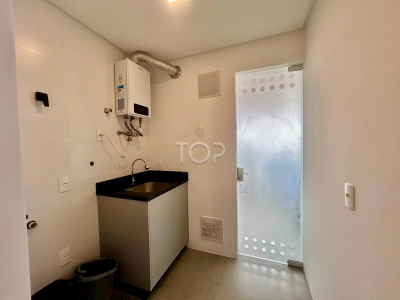 COBERTURA DUPLEX EM MEIA PRAIA ITAPEMA: 22ª foto da galeria de imagens do imóvel