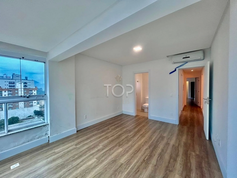 COBERTURA DUPLEX EM MEIA PRAIA ITAPEMA: 10ª foto da galeria de imagens do imóvel
