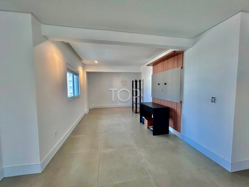 COBERTURA DUPLEX EM MEIA PRAIA ITAPEMA: 7ª foto da galeria de imagens do imóvel