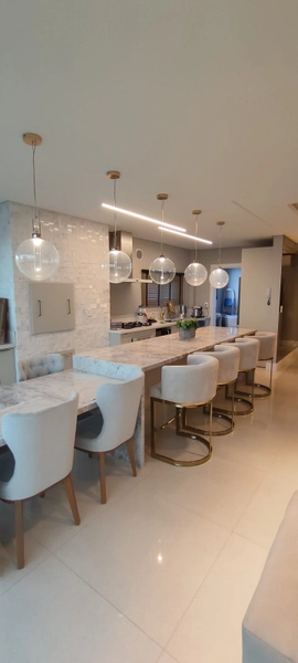 APARTAMENTO PRONTO EM MEIA PRAIA: 2ª foto da galeria de imagens do imóvel
