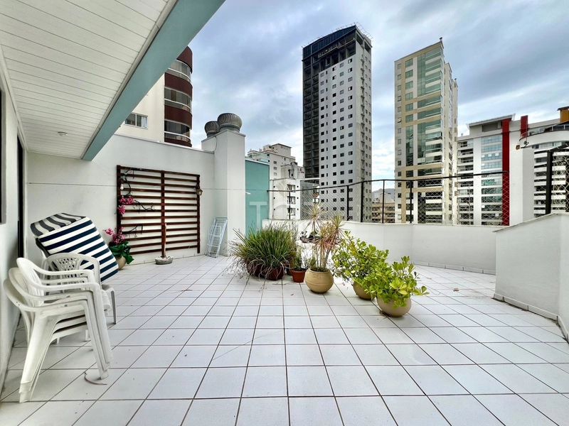 COBERTURA DUPLEX MOBILIADA EM MEIA PRAIA: 33ª foto da galeria de imagens do imóvel