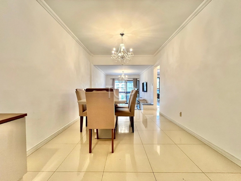 COBERTURA DUPLEX MOBILIADA EM MEIA PRAIA: 4ª foto da galeria de imagens do imóvel