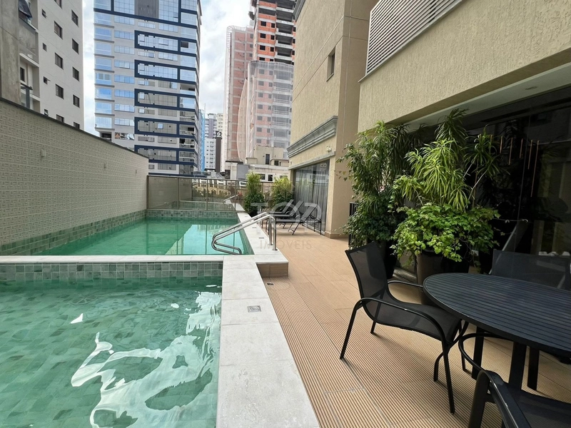 APARTAMENTO MOBILIADO EM MEIA PRAIA: 8ª foto da galeria de imagens do imóvel