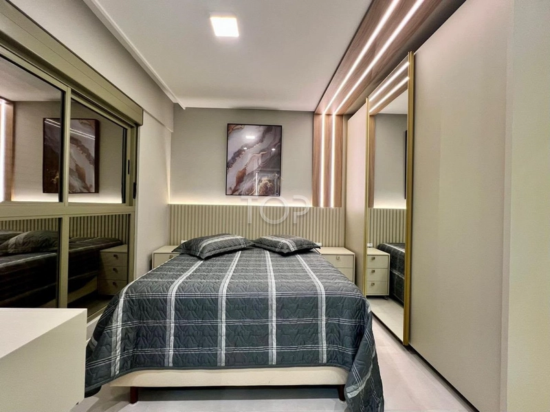 APARTAMENTO MOBILIADO EM MEIA PRAIA: 18ª foto da galeria de imagens do imóvel