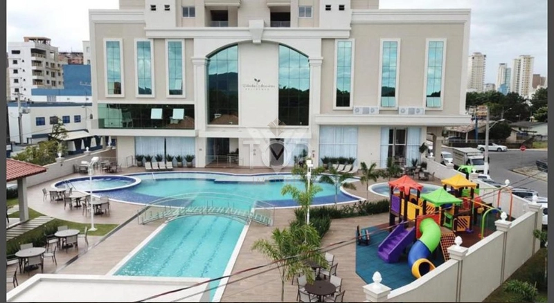 MOBILIADO PRONTO PARA MORAR MEIA PRAIA: 3ª foto da galeria de imagens do imóvel