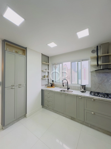 APARTAMENTO 4 SUÍTES QUADRA MAR ITAPEMA MEIA PRAIA: 17ª foto da galeria de imagens do imóvel