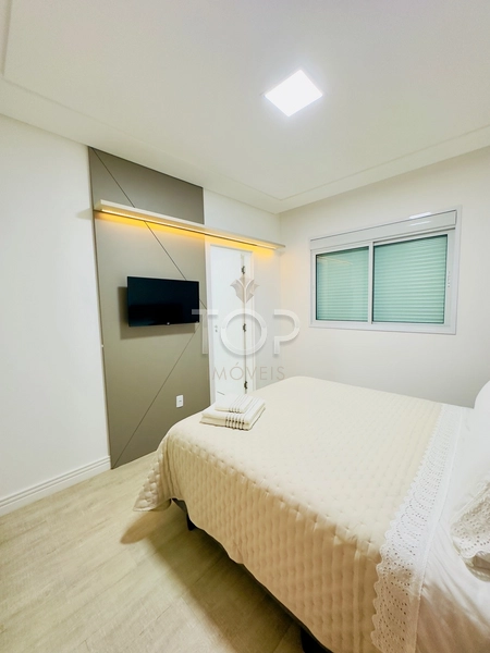 APARTAMENTO 4 SUÍTES QUADRA MAR ITAPEMA MEIA PRAIA: 1ª foto da galeria de imagens do imóvel