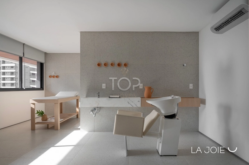 APARTAMENTO PRONTO EM MEIA PRAIA: 2ª foto da galeria de imagens do imóvel