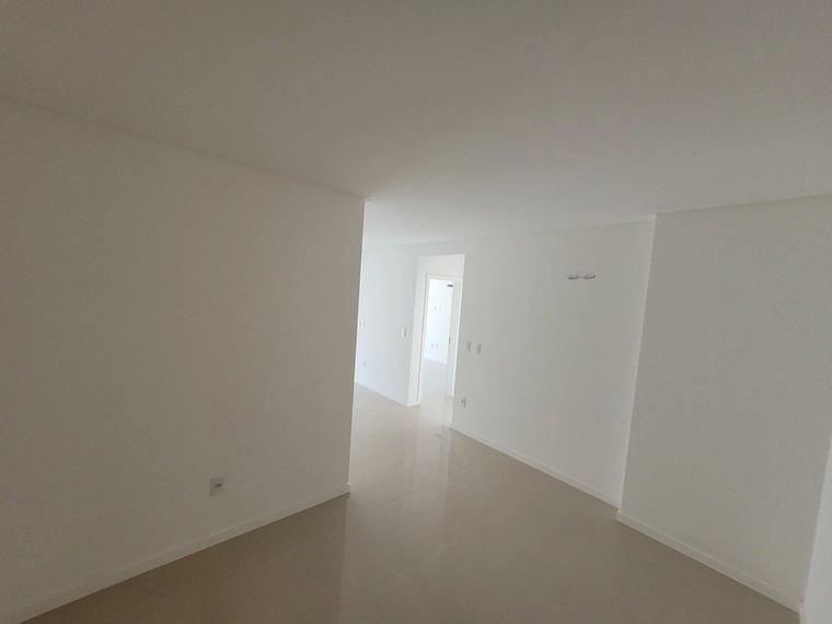ÓTIMO APARTAMENTO EM ITAPEMA! FASE DE ACABAMENTO: 3ª foto da galeria de imagens do imóvel