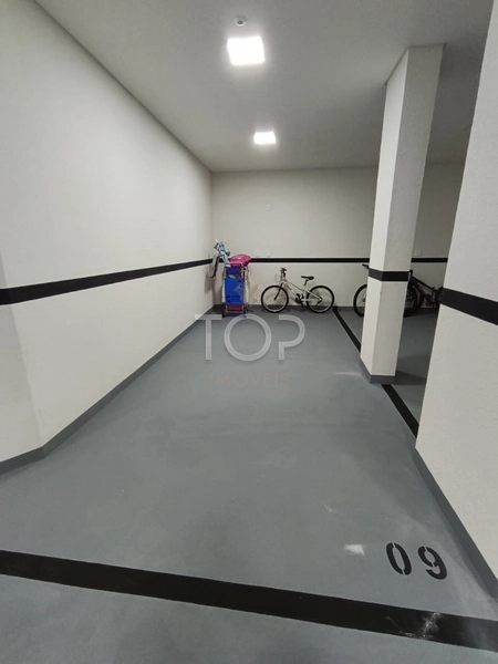1 Apartamento por andar na quadra mar em Meia Praia: 15ª foto da galeria de imagens do imóvel