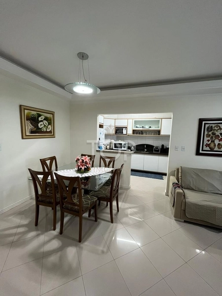 APARTAMENTO MOBILIADO NO CENTRO DE MEIA PRAIA: 7ª foto da galeria de imagens do imóvel