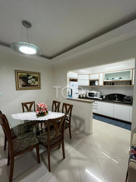 APARTAMENTO MOBILIADO NO CENTRO DE MEIA PRAIA: 8ª foto da galeria de imagens do imóvel