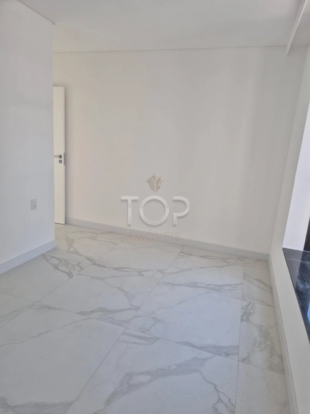 Apartamento novo em Itapema : 2ª foto da galeria de imagens do imóvel