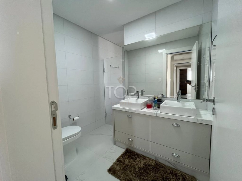 LINDO 4 SUITES MOBILIADO  NA MEIA PRAIA - ITAPEMA: 5ª foto da galeria de imagens do imóvel