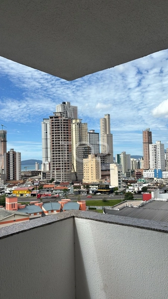 PRONTO EM ITAPEMA: 1ª foto da galeria de imagens do imóvel