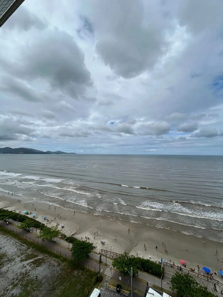 FRENTE MAR MOBILIADO EM MEIA PRAIA: 31ª foto da galeria de imagens do imóvel
