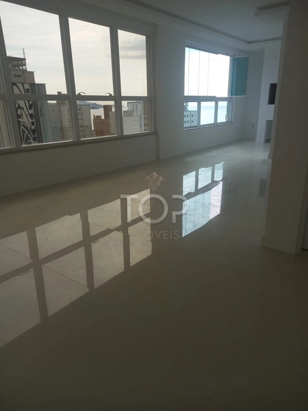 APARTAMENTO PRONTO EM MEIA PRAIA: 12ª foto da galeria de imagens do imóvel
