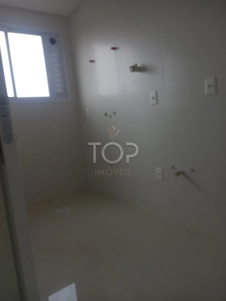 APARTAMENTO PRONTO EM MEIA PRAIA: 2ª foto da galeria de imagens do imóvel