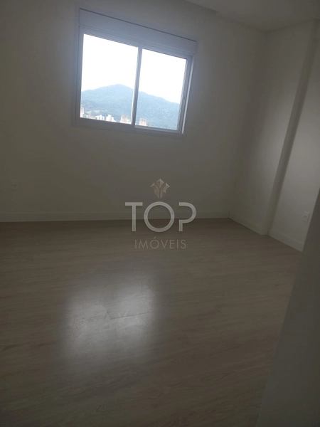 APARTAMENTO PRONTO EM MEIA PRAIA: 4ª foto da galeria de imagens do imóvel