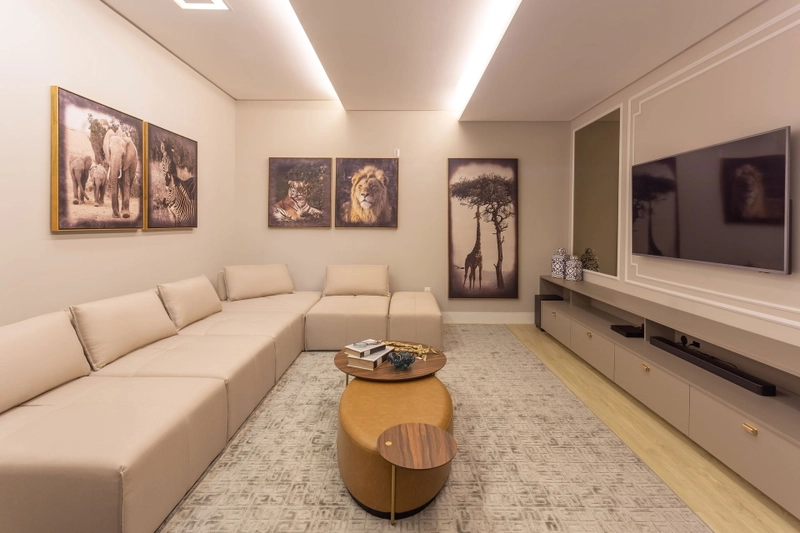 SHOWROOM EM MEIA PRAIA: 2ª foto da galeria de imagens do imóvel