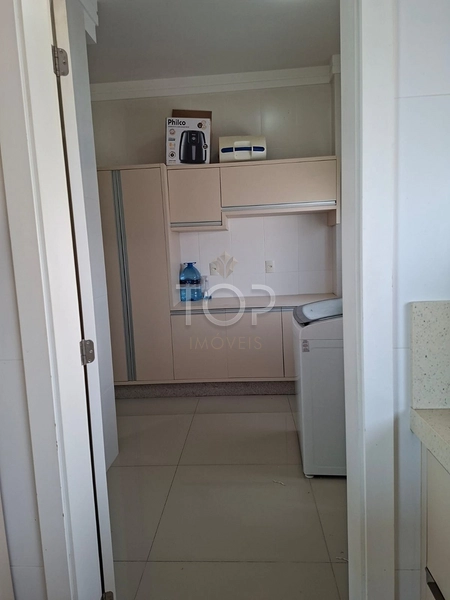 Apartamento na quadra mar em Meia Praia: 12ª foto da galeria de imagens do imóvel