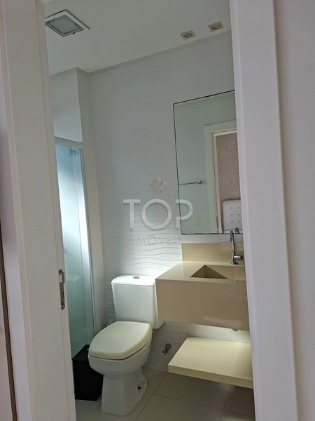 Apartamento na quadra mar em Meia Praia: 7ª foto da galeria de imagens do imóvel