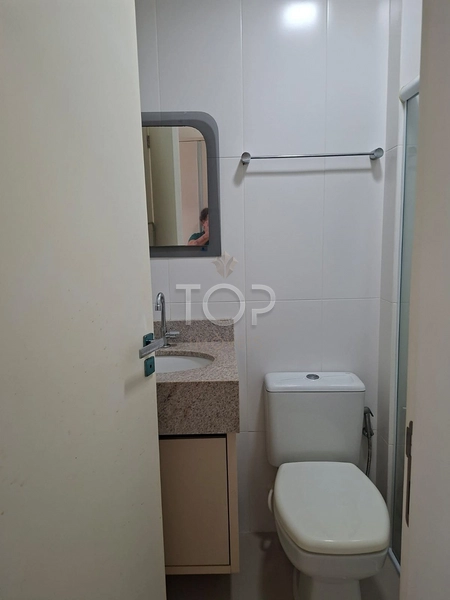 Apartamento na quadra mar em Meia Praia: 10ª foto da galeria de imagens do imóvel