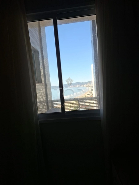 Apartamento na quadra mar em Meia Praia: 6ª foto da galeria de imagens do imóvel