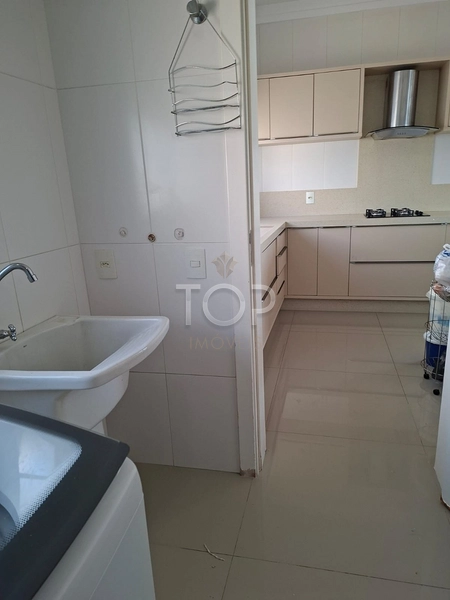 Apartamento na quadra mar em Meia Praia: 11ª foto da galeria de imagens do imóvel