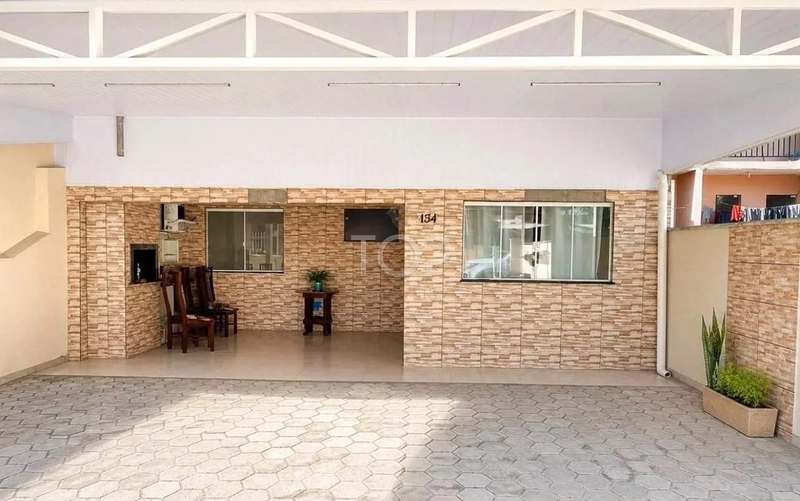 CASA EM PORTO BELO : 1ª foto da galeria de imagens do imóvel