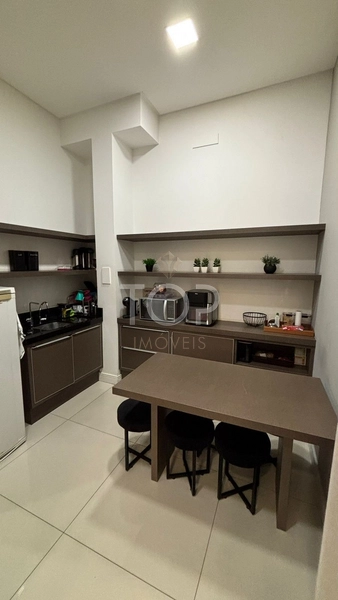 SALA COMERCIAL MOBILIADA EM MEIA PRAIA: 14ª foto da galeria de imagens do imóvel