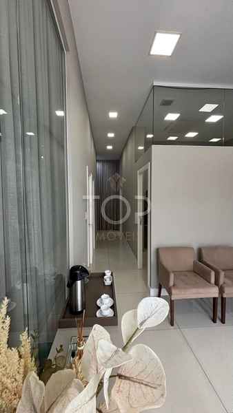 SALA COMERCIAL MOBILIADA EM MEIA PRAIA: 8ª foto da galeria de imagens do imóvel
