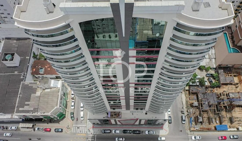 3 SUITES FRENTE AVENIDA - MEIA PRAIA: 13ª foto da galeria de imagens do imóvel