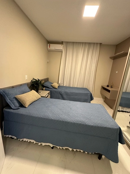 EXCELENTE APARTAMENTO FRENTE MAR - MEIA PRAIA: 12ª foto da galeria de imagens do imóvel