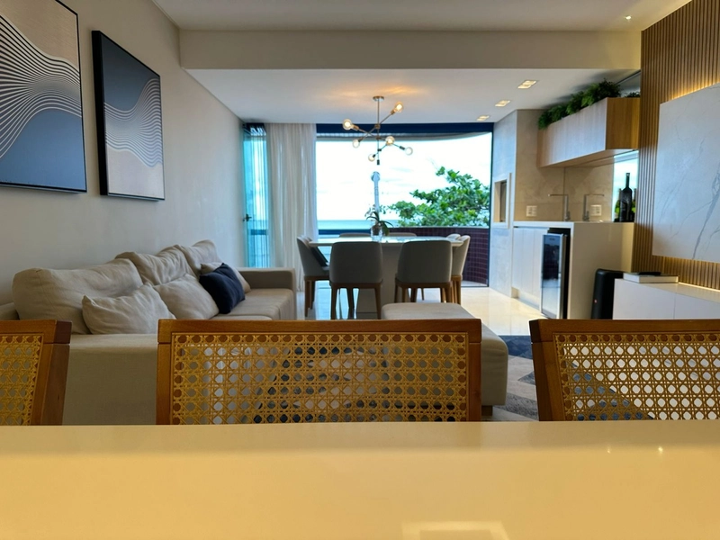 EXCELENTE APARTAMENTO FRENTE MAR - MEIA PRAIA: 9ª foto da galeria de imagens do imóvel