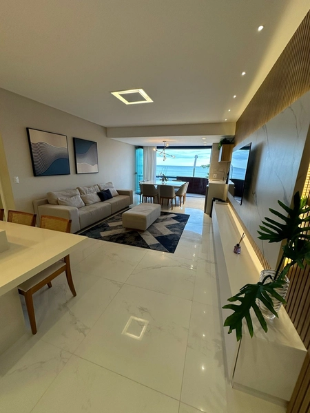 EXCELENTE APARTAMENTO FRENTE MAR - MEIA PRAIA: 11ª foto da galeria de imagens do imóvel