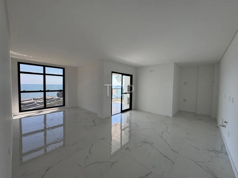 APARTAMENTO FRENTE MAR EM PORTO BELO: 3ª foto da galeria de imagens do imóvel