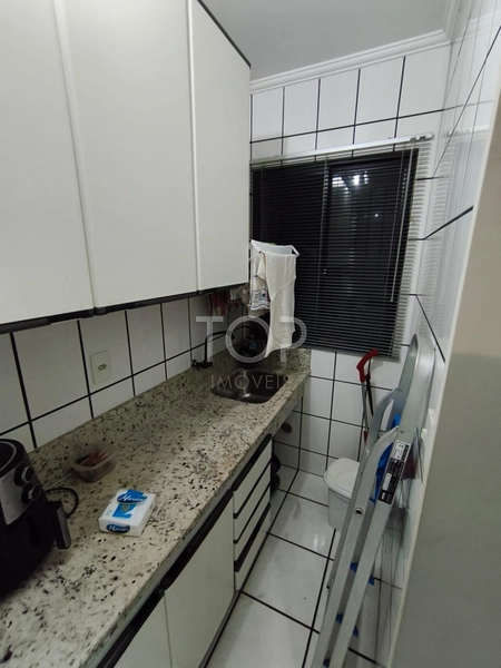 2 Quartos sendo 1 Suíte em Meia Praia e a 250 metros do mar: 1ª foto da galeria de imagens do imóvel